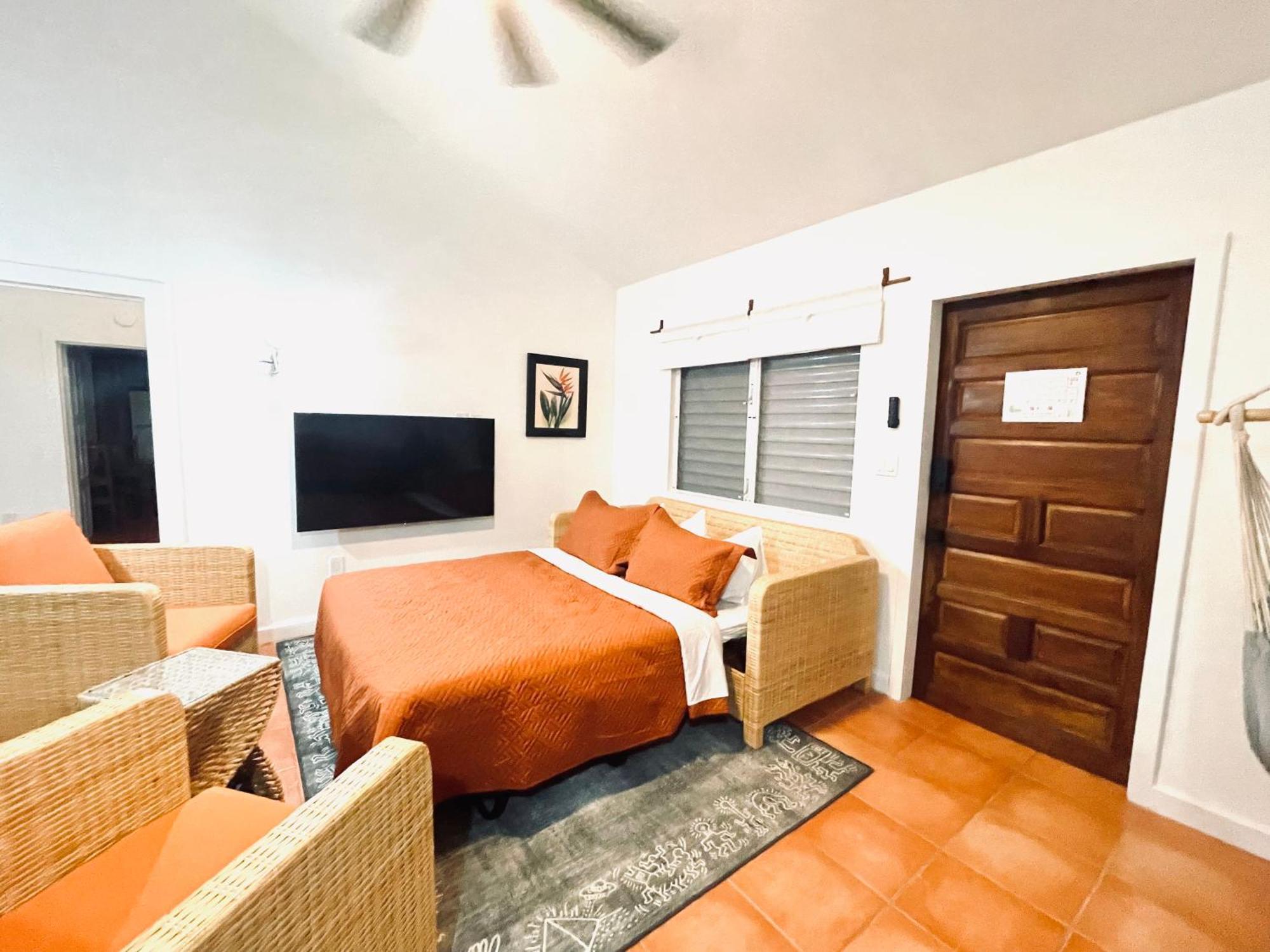 Alux House Placencia Exterior foto
