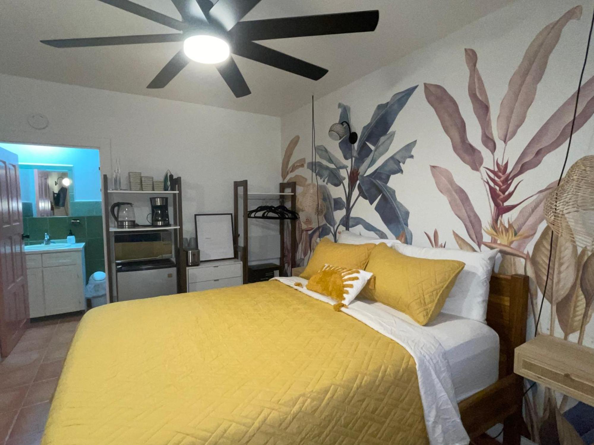 Alux House Placencia Exterior foto